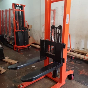 hand stacker manual kap. 1 ton - 2 ton merk dalton-5