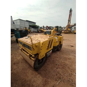 tandem roller sakai sw350 kapasitas 3-4 ton-5
