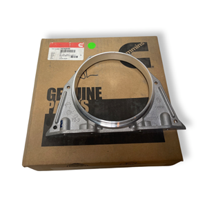 cummins 3936895 cover crankshaft oil seal plate