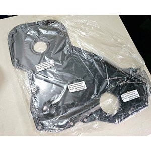 cummins 3943813 timing gear housing cover-3