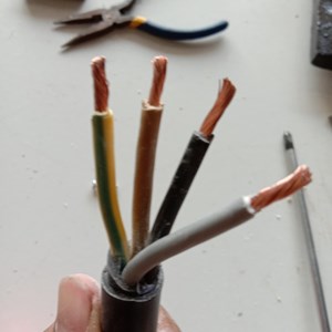 kabel listrik nyyhy 4x4mm