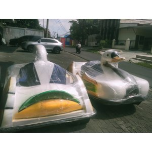 perahu bebek dayung warna putih ( white duck paddle boat )-2