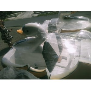 perahu bebek dayung warna putih ( white duck paddle boat )-1