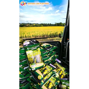 kemasan plastik nylon 5kg untuk benih padi unggul full color printing-1