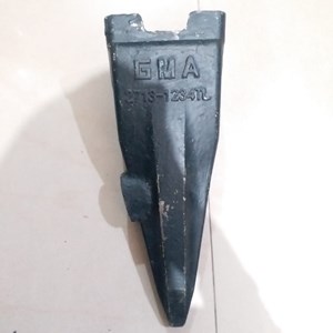 gma kuku bucket tiger long 27131234tl