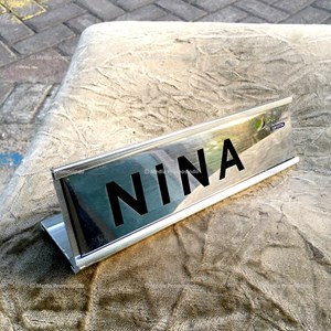 papan nama meja/name desk bpjamsostek 1 plat 2 sisi berholder aluminiu-5