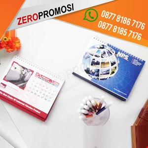 souvenir jasa percetakan kalender meja duduk landscape custom promosi-3