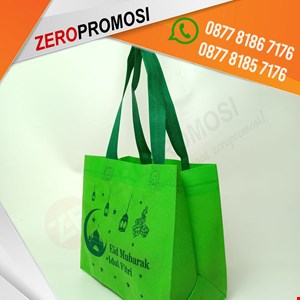 sedia souvenir tas spunbond parcel lebaran idul fitri model box-3