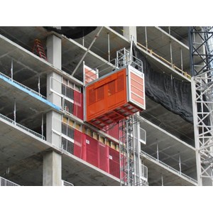 sewa passenger hoist badung | lift proyek | 085134789554-4