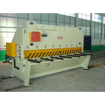 Manufacturing Hydraulic guillotine shearing machine/ mesin potong/ gunting plat sistem hidrolik, HYM. ( tebal 4/ 6/ 8/ 10/ 12/ 16mm x panjang 1500, 2500, 3000, 4000 mm) .