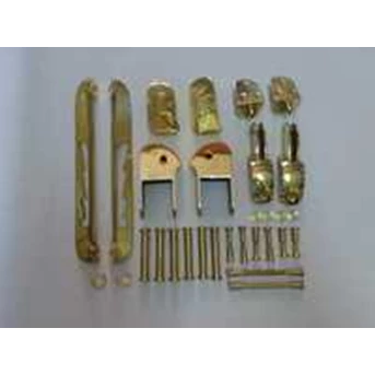 Fitting Steamer Chair / Hardware Steamer Chair