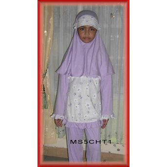 Muslimah Kaos CHT1 Celana Hijau