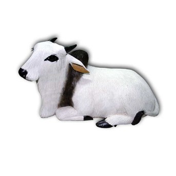 patung sapi dari kayu jati