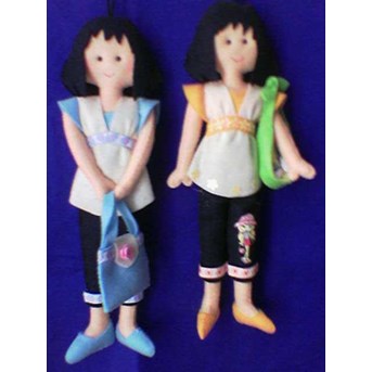 boneka tempel kaca