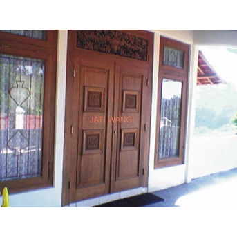 Pintu Utama 27