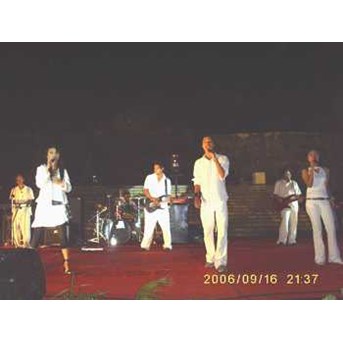 live band