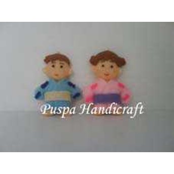 Boneka berpasangan 1