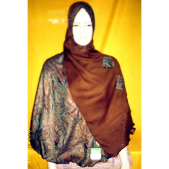 Kerudung Taaj