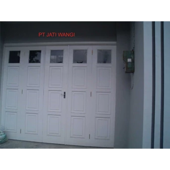 Pintu Garasi 19