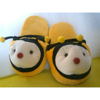 sandal boneka lebah