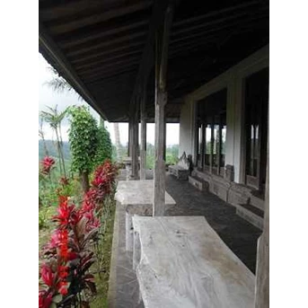 Hotel & Restaurant