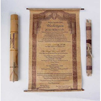Undangan Gulung Bambu