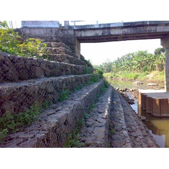Bronjong Kawat / Gabion