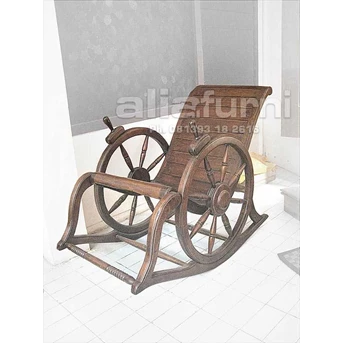 Kursi Goyang Roda Antik
