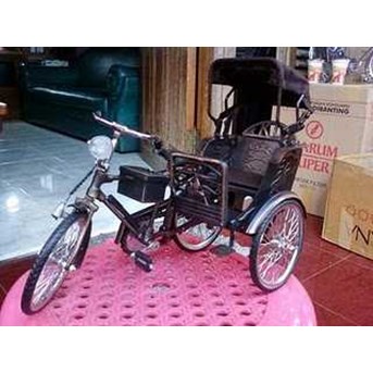 Miniatur Becak Aceh