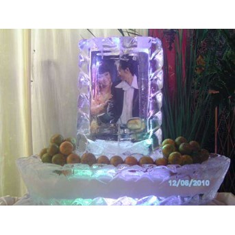 Fhoto didalam Ice Carving