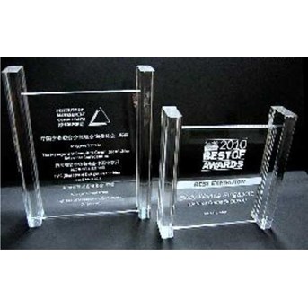PLAKAT PIALA TROPHY FIBER ACRILIK AKRILIK ACRYLIC KRISTAL CRYSTAL SOUVENIR HADIAH PROMOSI LASER SABLON ENGRAVING GRAFIR 2 DIMENSI 3 DIMENSI PENGHARGAAN SEMINAR KENANG-KENANGAN SOVENIR SOUVENIR