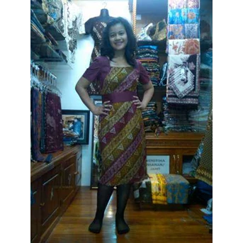 dress kerah U bahan Dobi