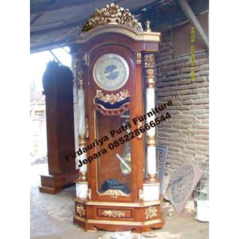Almari jam kode MPB 1824