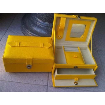 jewelry box