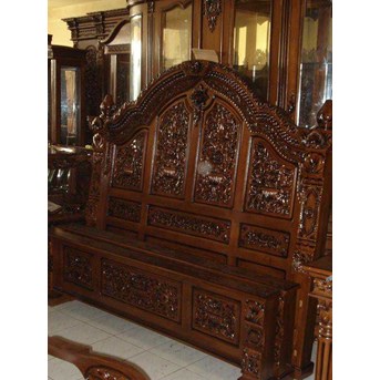 GEBYOG GUNUNGAN BED