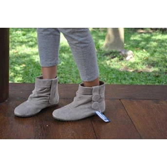 Suka Fold Boots