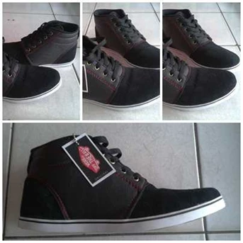 Vans sepatu pria