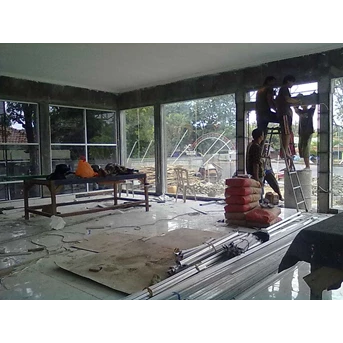 PINTU TEMPERED Glass
