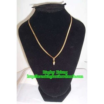 Display Kalung Jumbo