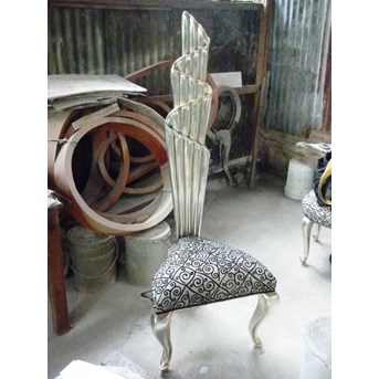 LEAF DINING CHAIR