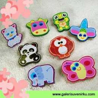 CUTE ANIMAL PIN - SS21