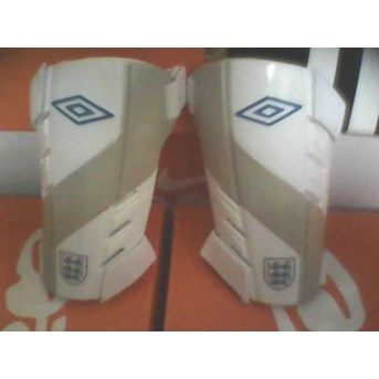 Shinguard ( Deker) Umbro England Edition