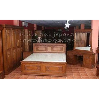 kamar set majapahit almari 5 pintu