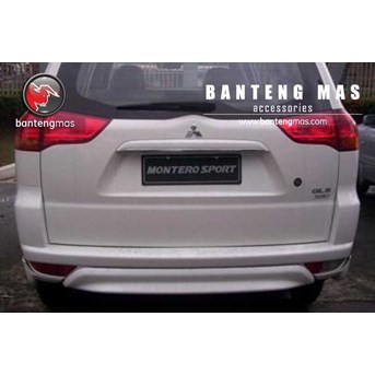 Rear Garnish Thailand Version Pajero Sport