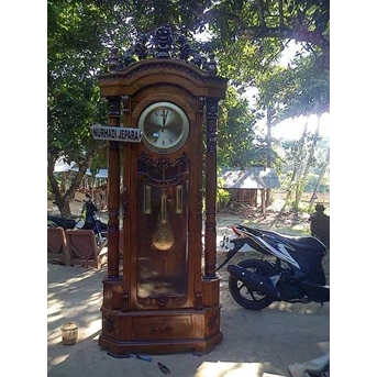 almari jam mawar