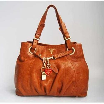 Tas Prada