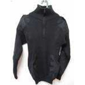 switer hitam