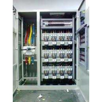 Panel capacitor bank