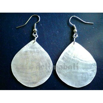 seashell pearly earring