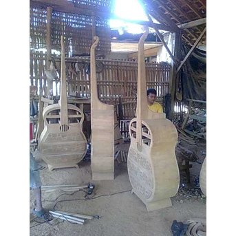 Almari Pajangan GITAR